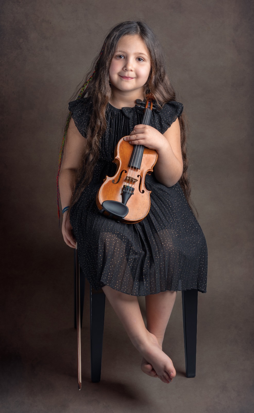 Child with her violin